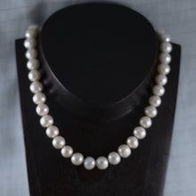 Chunky Pearl Necklace