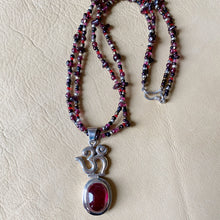 OM and Spinel With Mixed Garnets